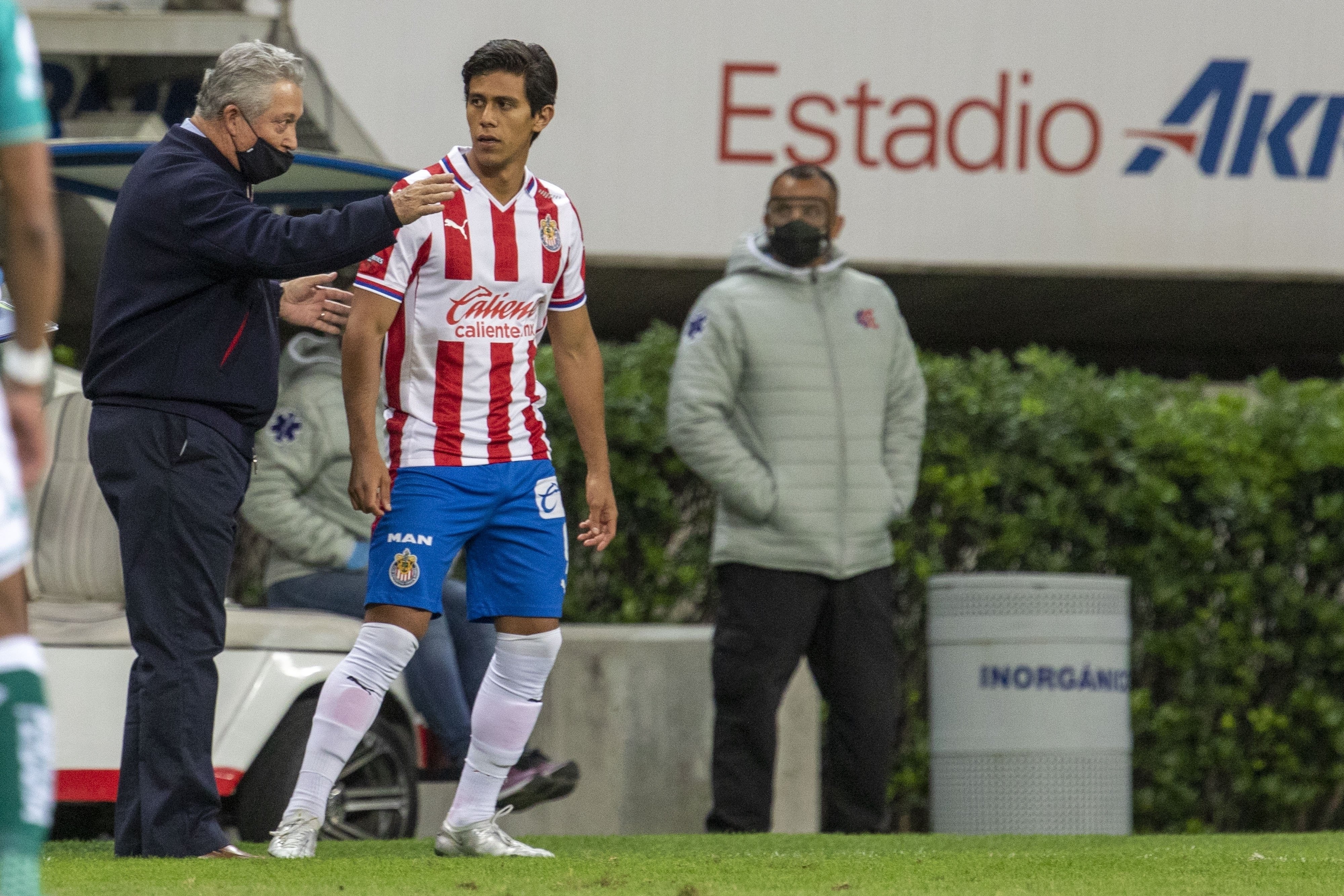 Víctor Manuel Vucetich y José Juan Macías.